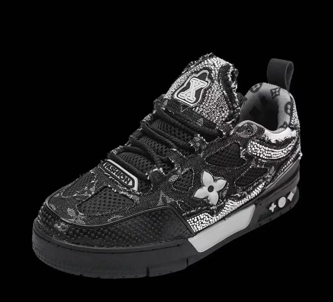 Louis Vuitton LV Trainer White Low-Top Trainers — Photo 8