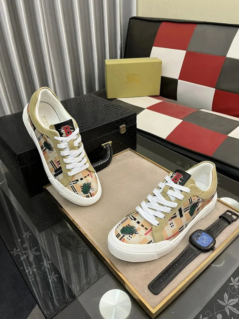 Burberry Balenciaga Skate Shoes — Photo 14