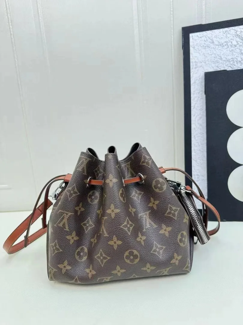Handheld Crossbody Bag — Photo 2