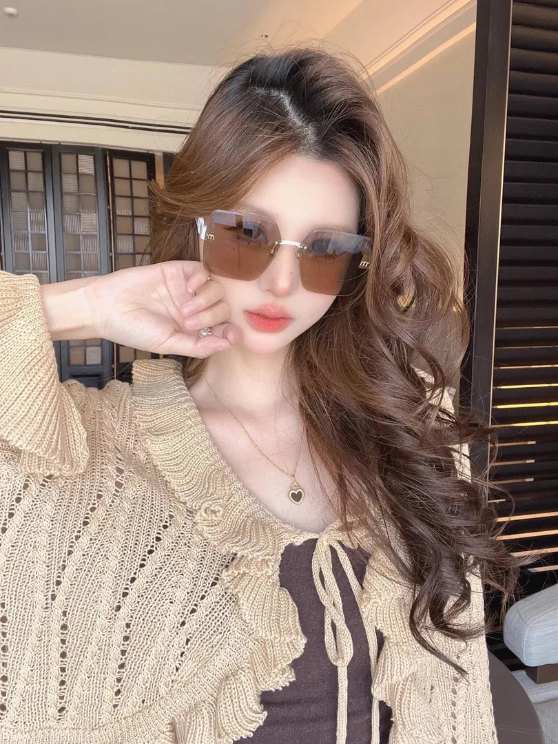 Sunglasses SMU 269WS — QC