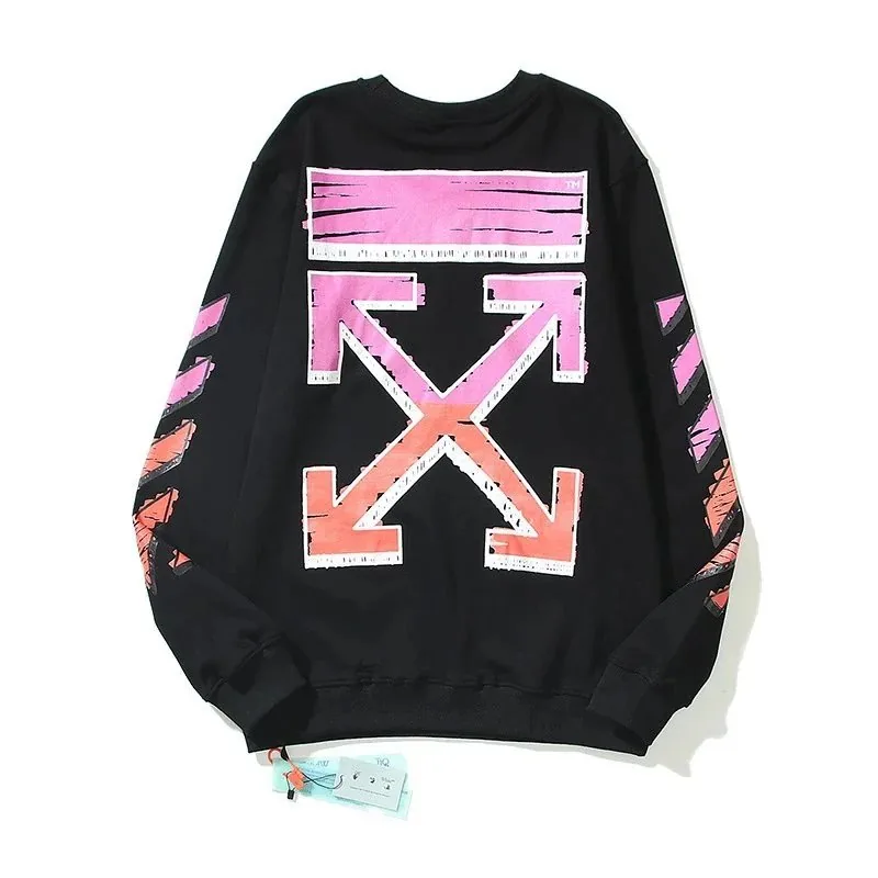 House Brand Apparel Piece — Photo 13