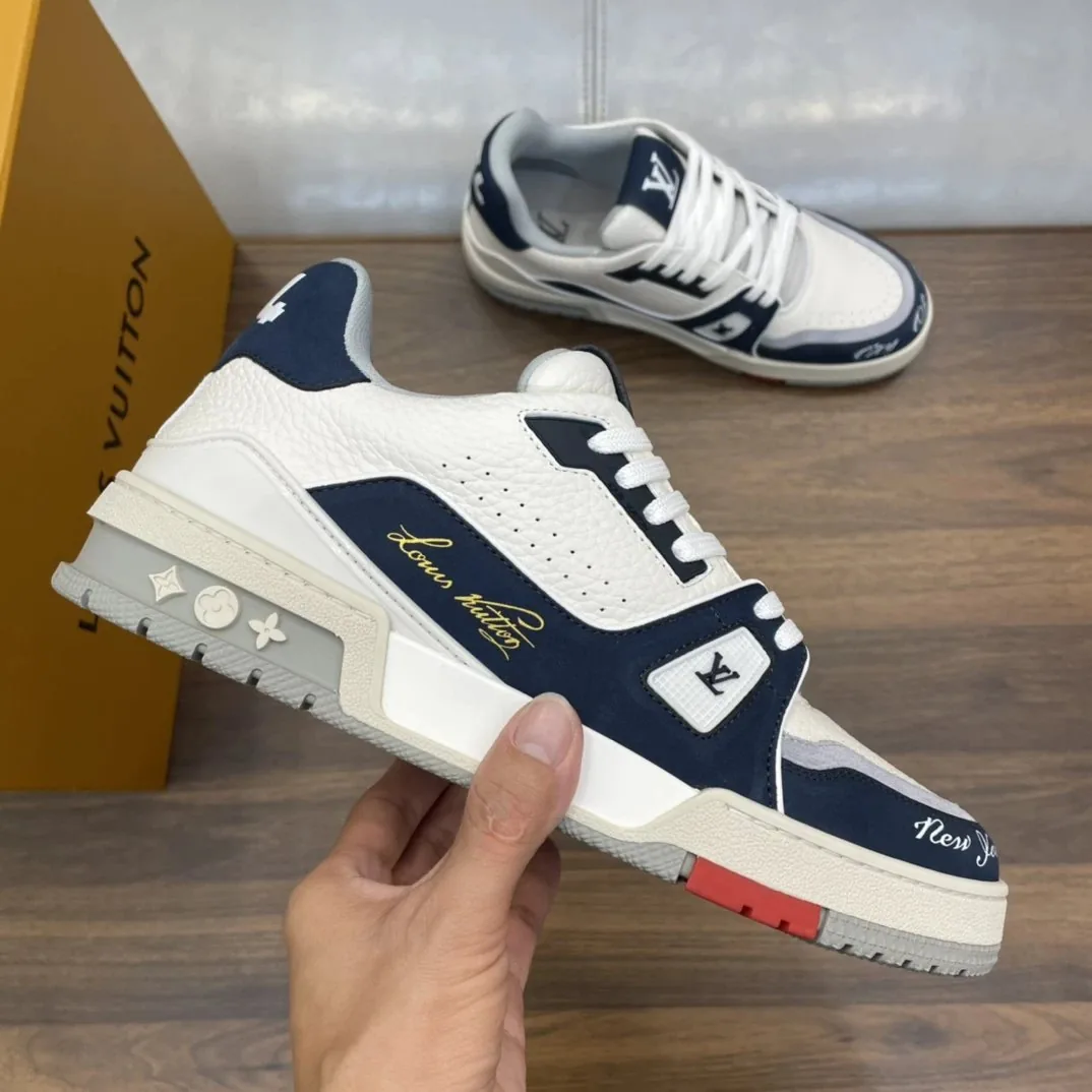 Louis Vuitton LV Trainer Low Sneakers — Photo 3