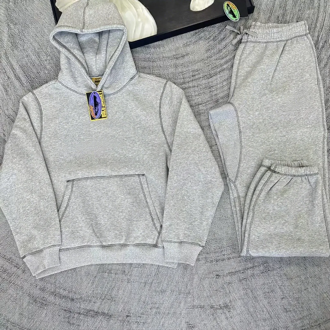 Amiri Everyday Hoodie — Photo 15