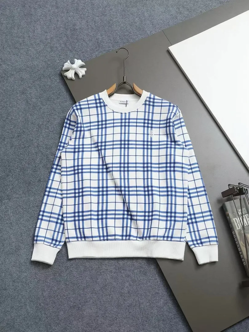 Embroidered Long-Sleeve Sweatshirt — Photo 3