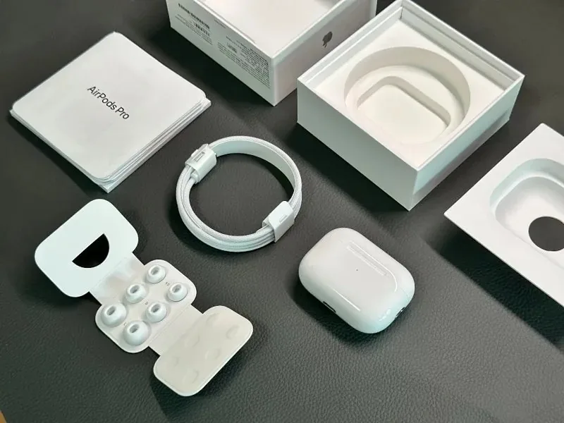 Apple AirPods Pro 2 USB-C — QC