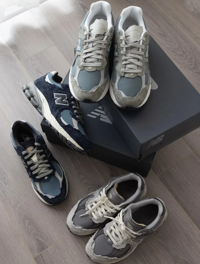 New Balance 2002 Sneakers — QC