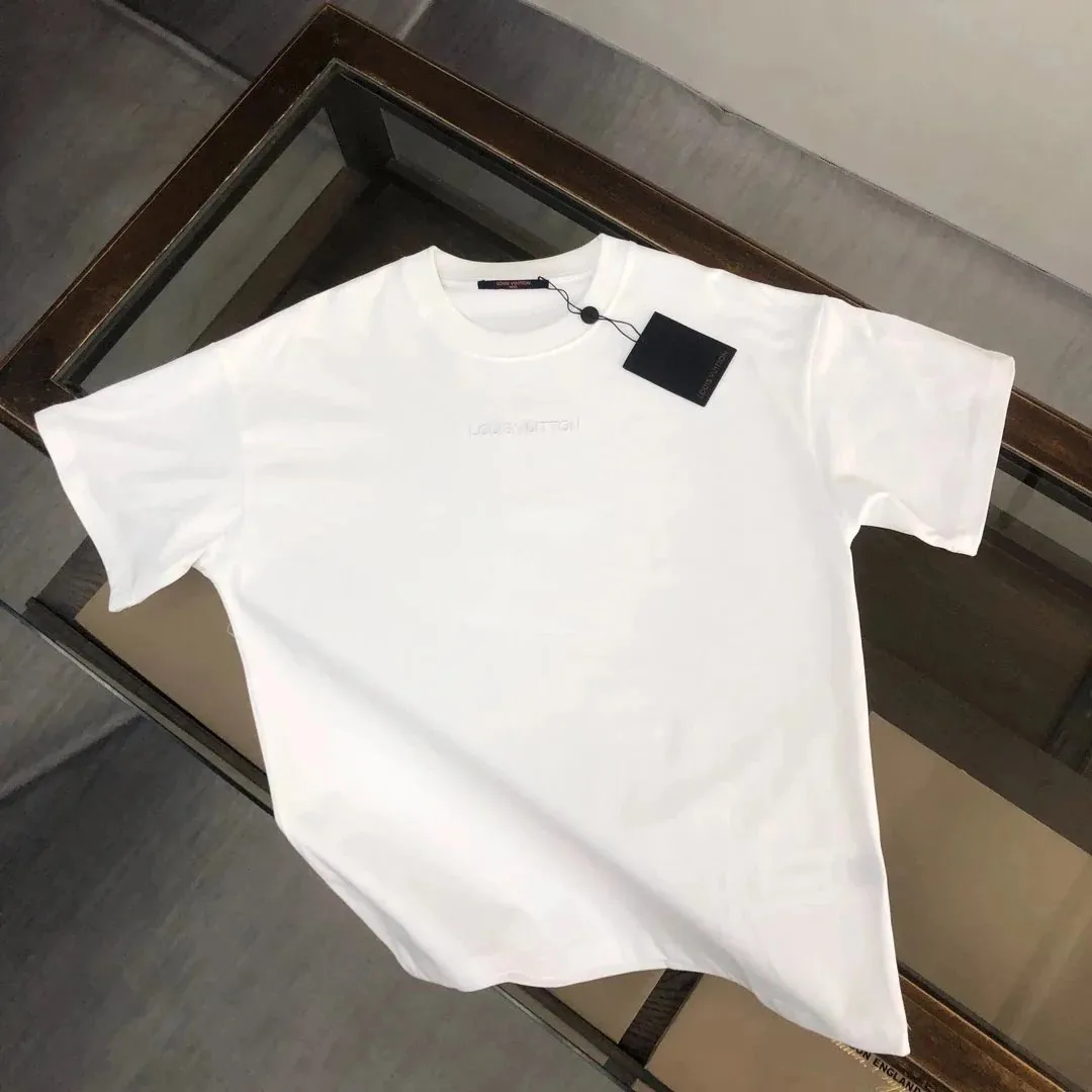 Louis Vuitton Monogram Jacquard T-Shirt Collection — Photo 3