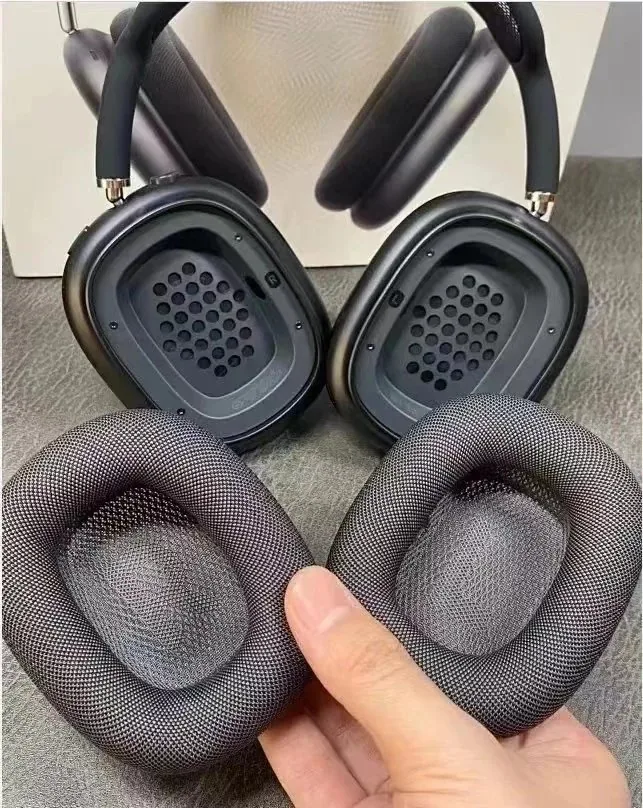AirPods Max Black — Photo 3