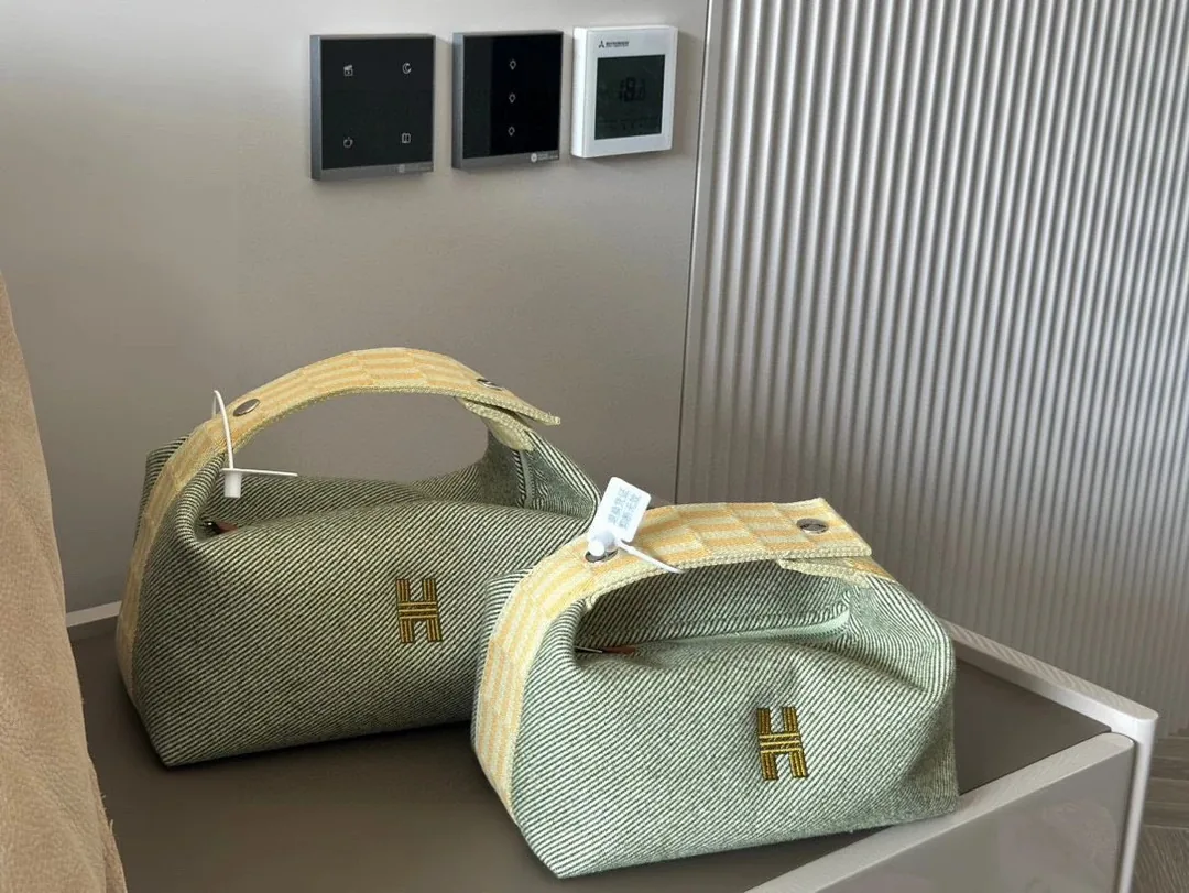 Hermes Leather Toiletry Pouch — photo 7