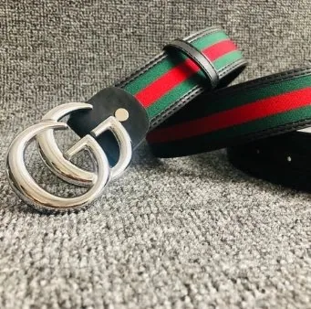 Gucci GG Buckle Leather Belt — Photo 6