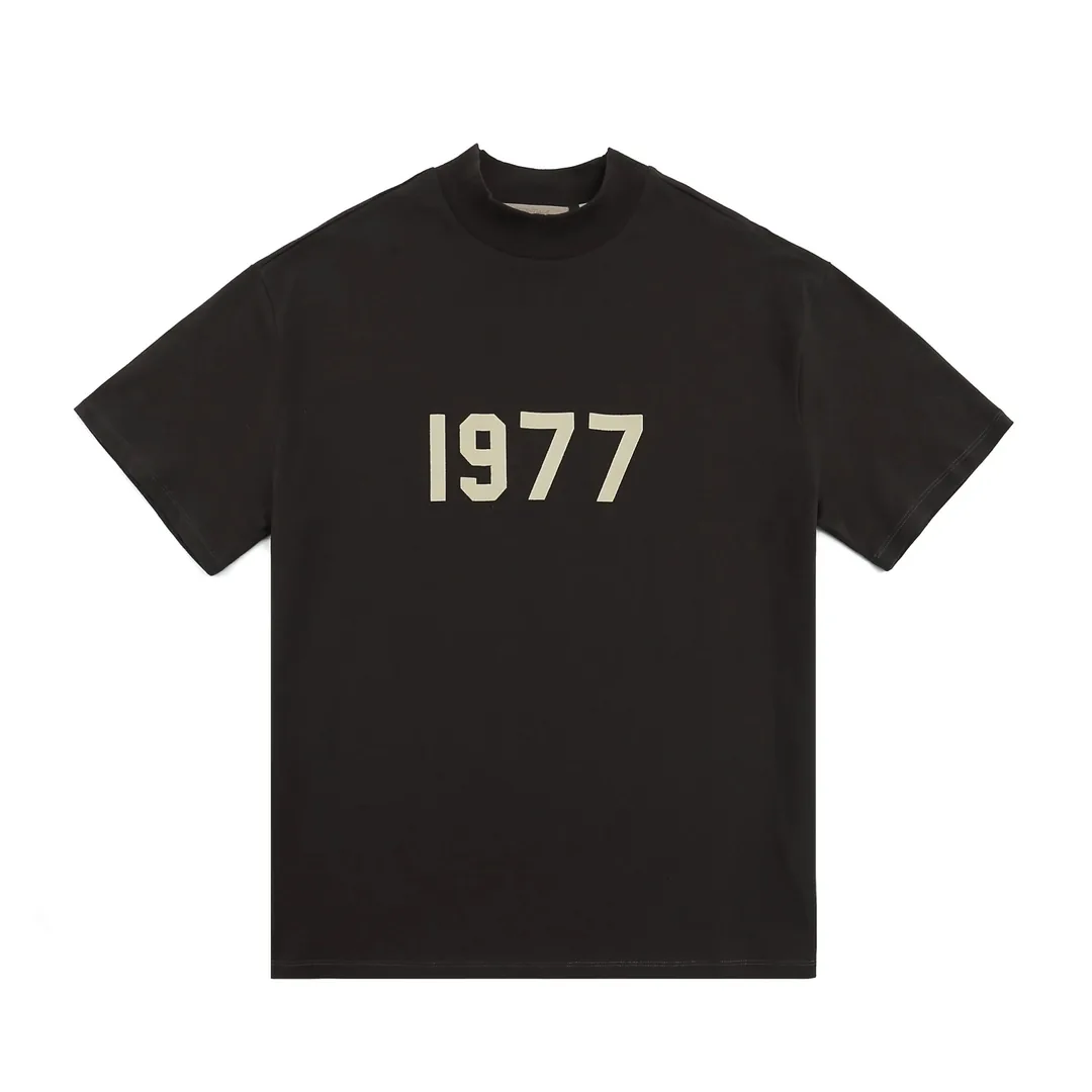 Fear of God Essentials Logo T-Shirt Collection — Photo 2