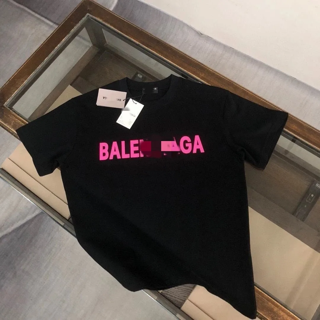 Balenciaga Tee — Photo 15