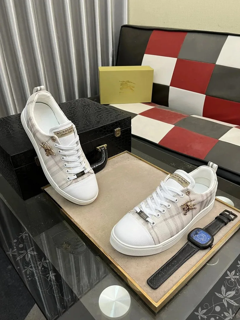 Burberry Balenciaga Skate Shoes — Photo 7