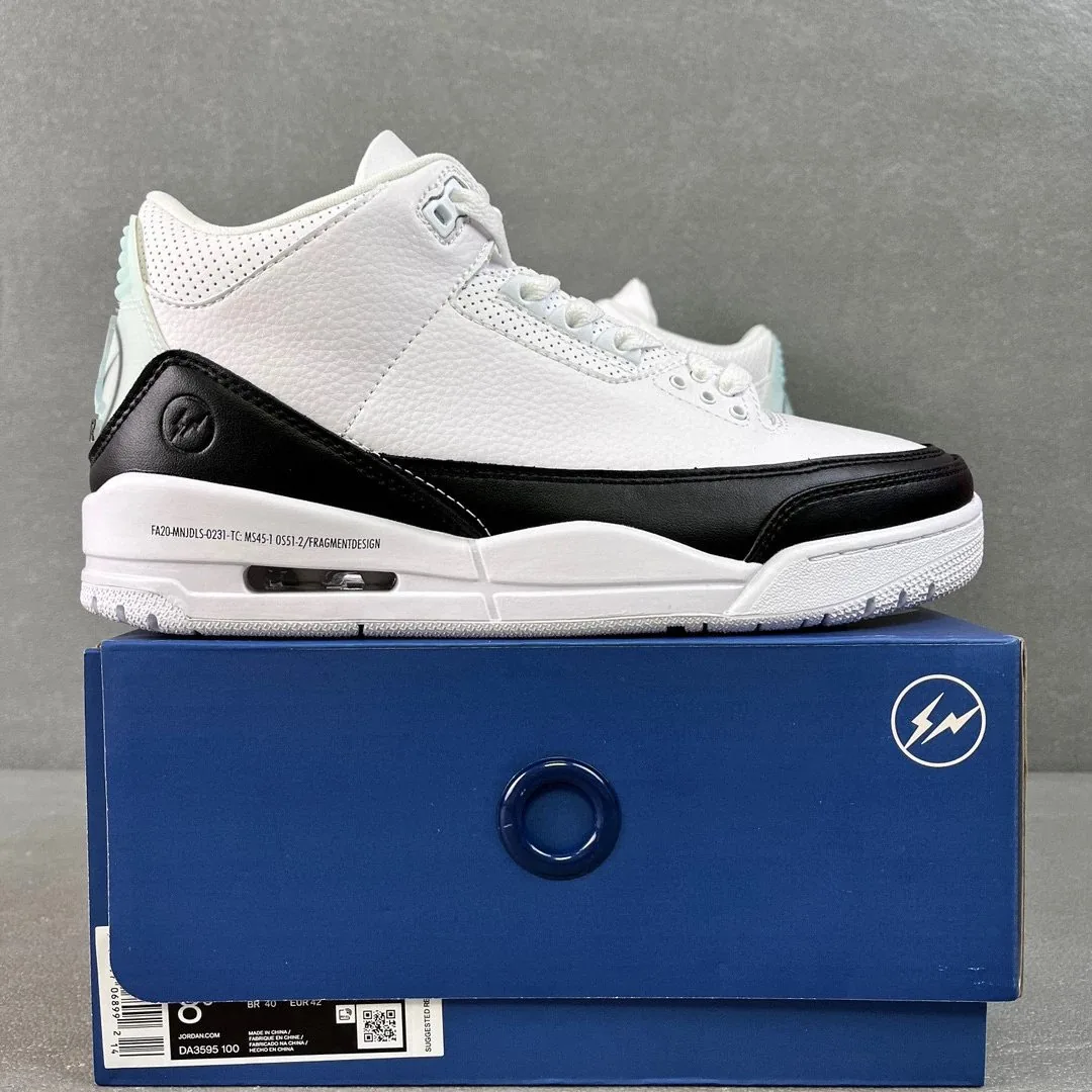 Air Jordan 3 White Trainers — photo 11