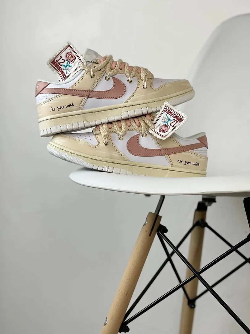 Nike Dunk Low Off-White — photo 11