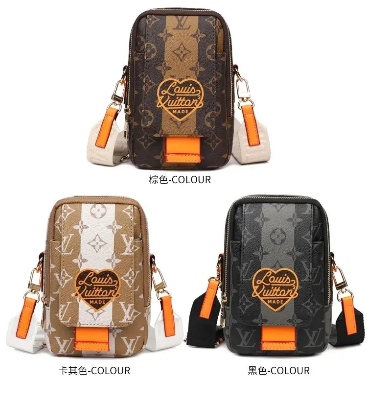 Louis Vuitton Women's Bag — Photo 5