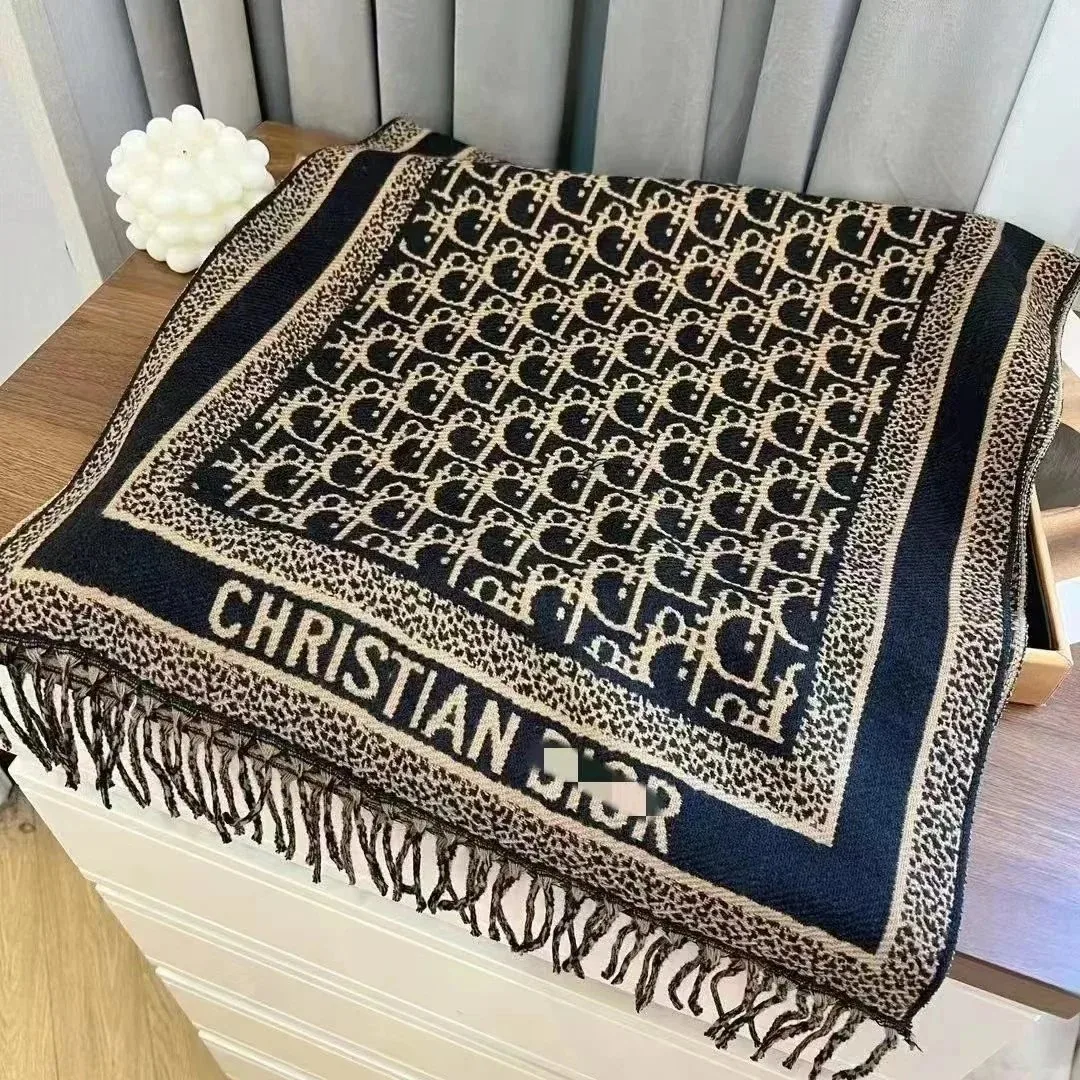 Autumn Winter Scarf — QC