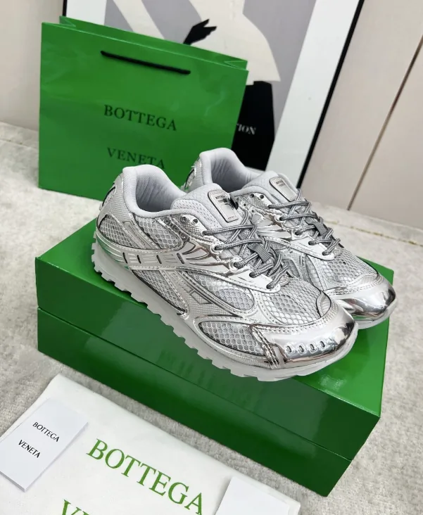 Bottega Veneta Orbit Pink Sneakers — Photo 4