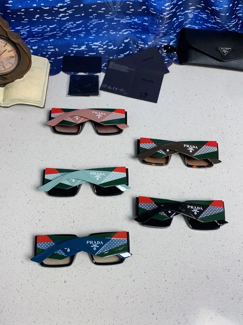Prada Logo Rectangular Sunglasses — Photo 11