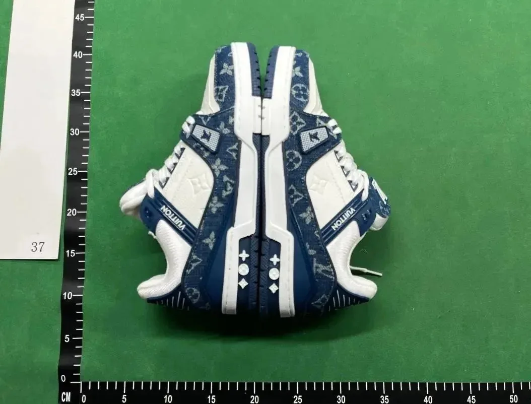 Louis Vuitton LV Trainer White Trainers — Photo 10