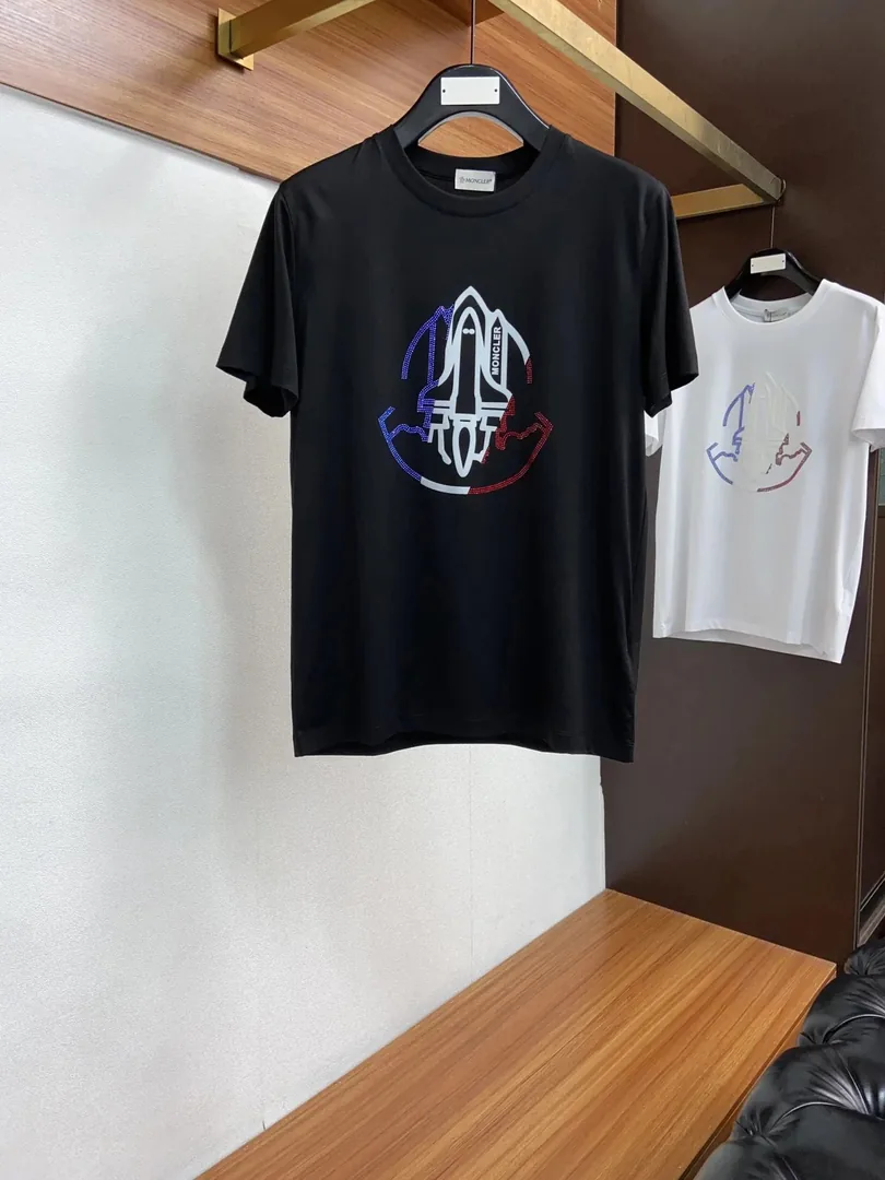 Burberry Short-Sleeve T-Shirt — photo 3