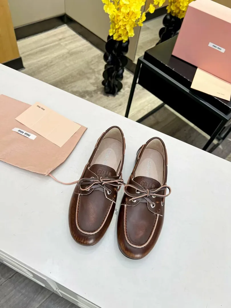 Miu Miu Low-Top Sneakers — QC
