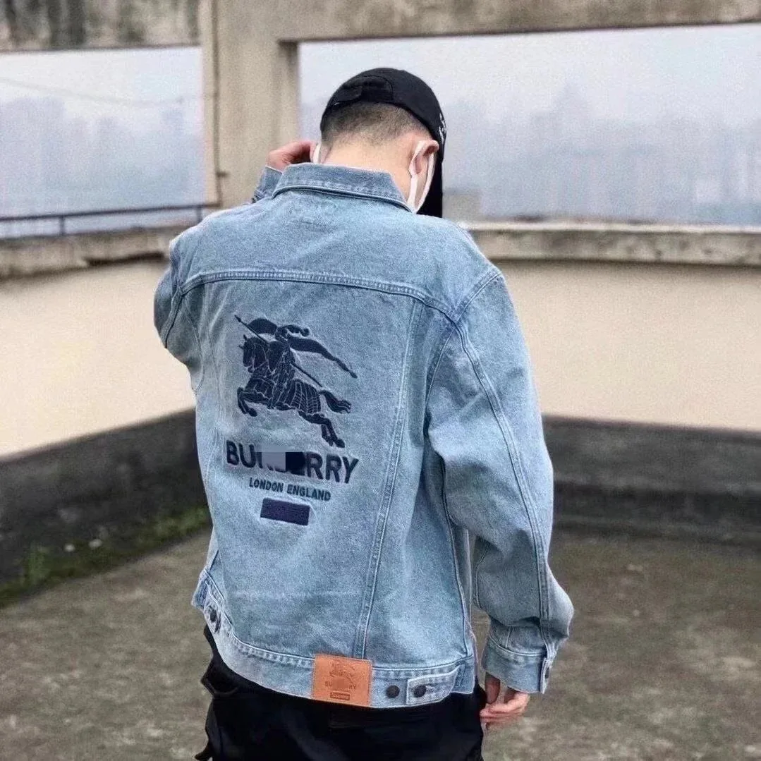 Burberry Knight Logo Denim Jacket — Photo 2