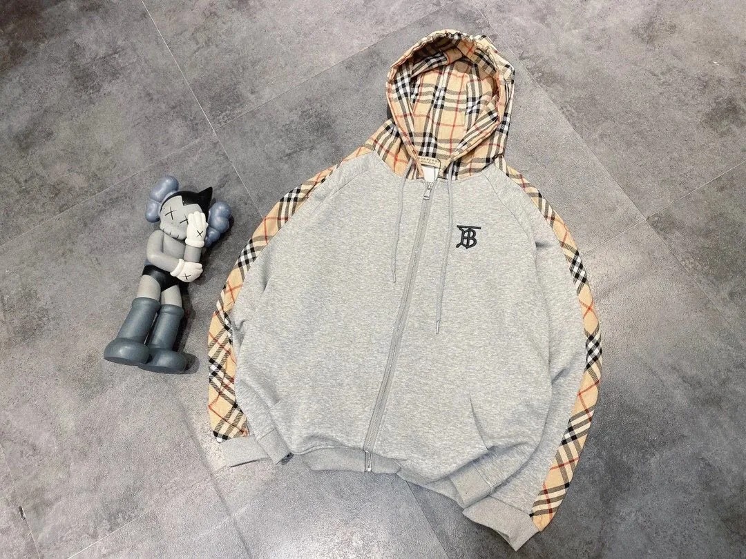 War Horse Winter Sweatshirt Collection — Photo 3