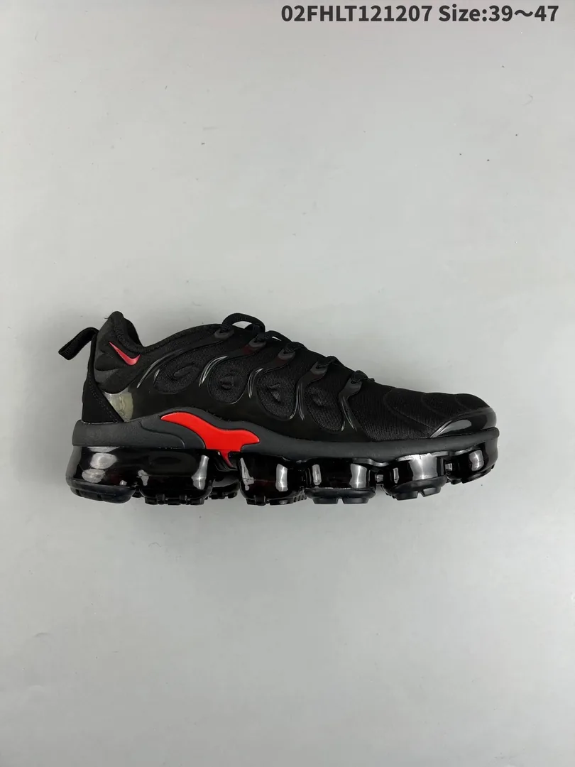 Nike Air VaporMax Plus — photo 8