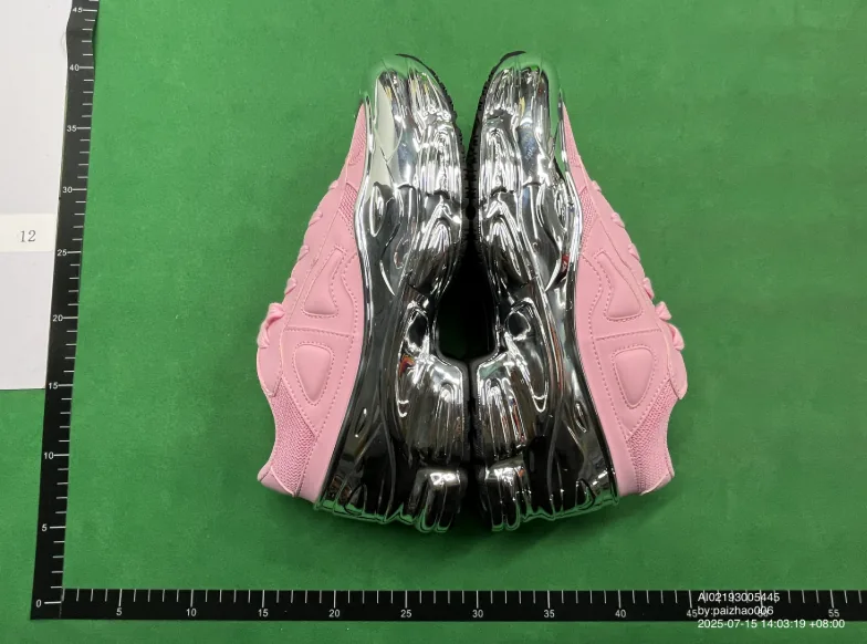 Adidas Ozweego Raf Simons III — QC