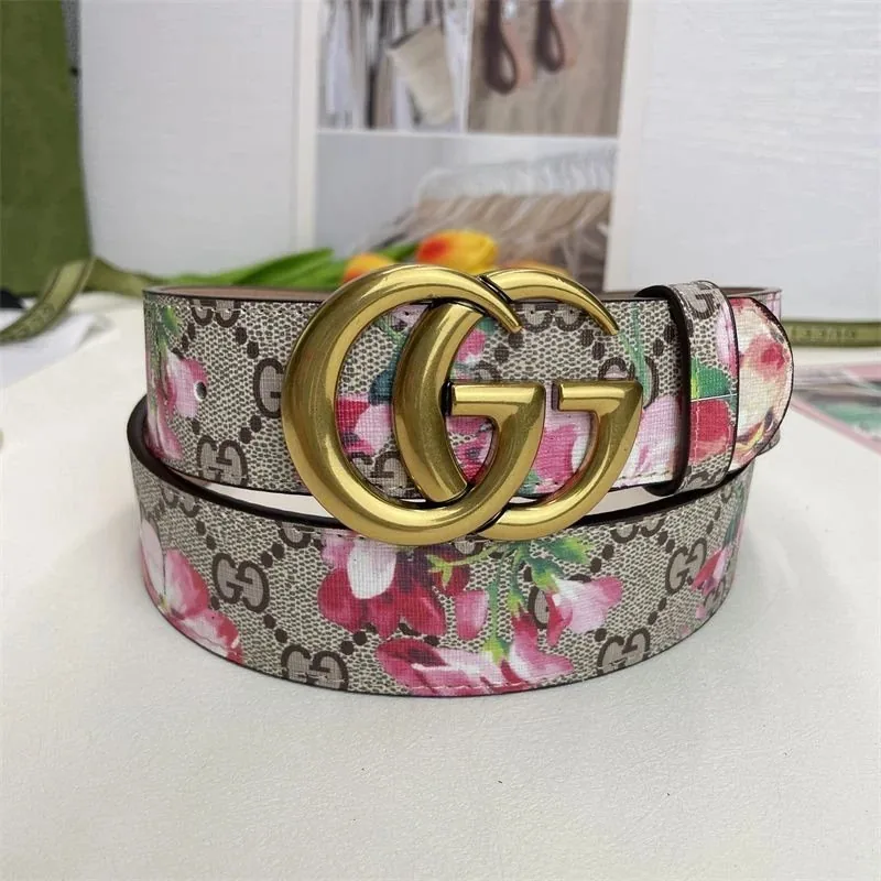 Gucci GG Buckle Leather Belt — Photo 10