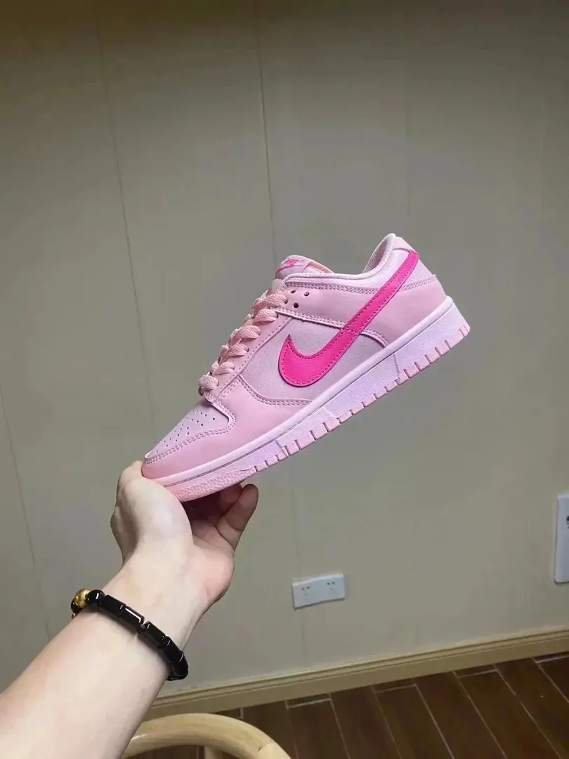 Nike Dunk Low Lace-Up Runners — Photo 3