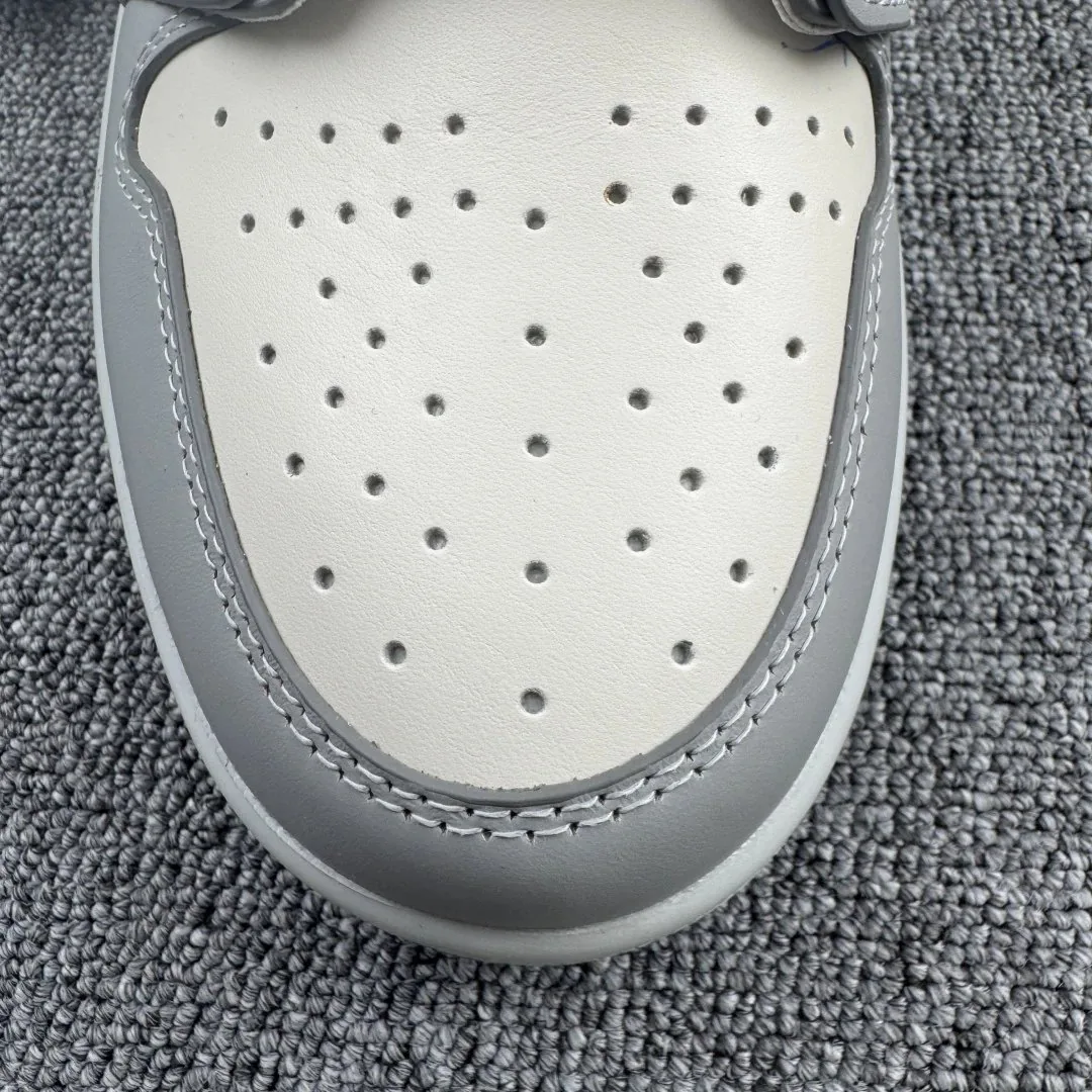 Dior Air Jordan 1 OG — photo 5