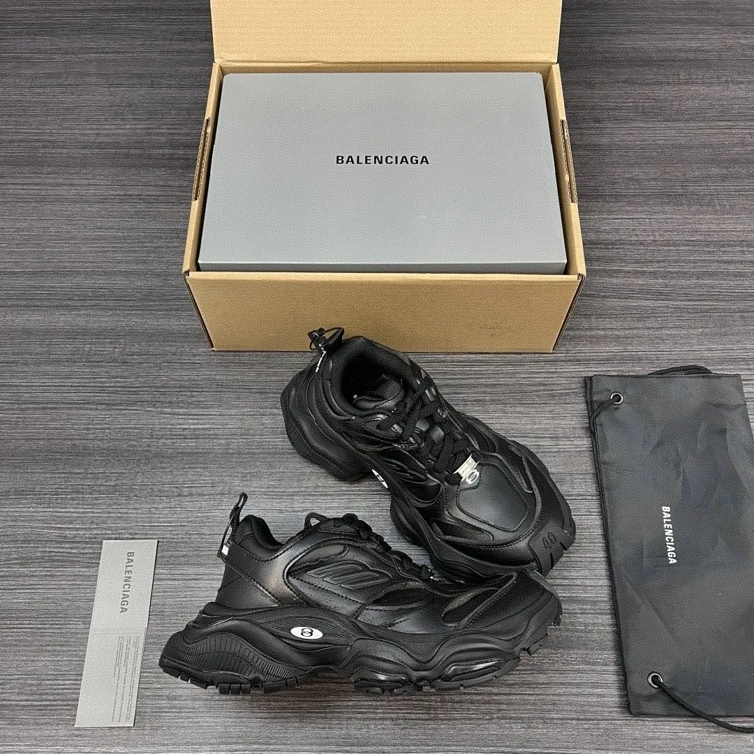 Balenciaga Cargo Sneaker Black Bigfoot Chunky Sneakers