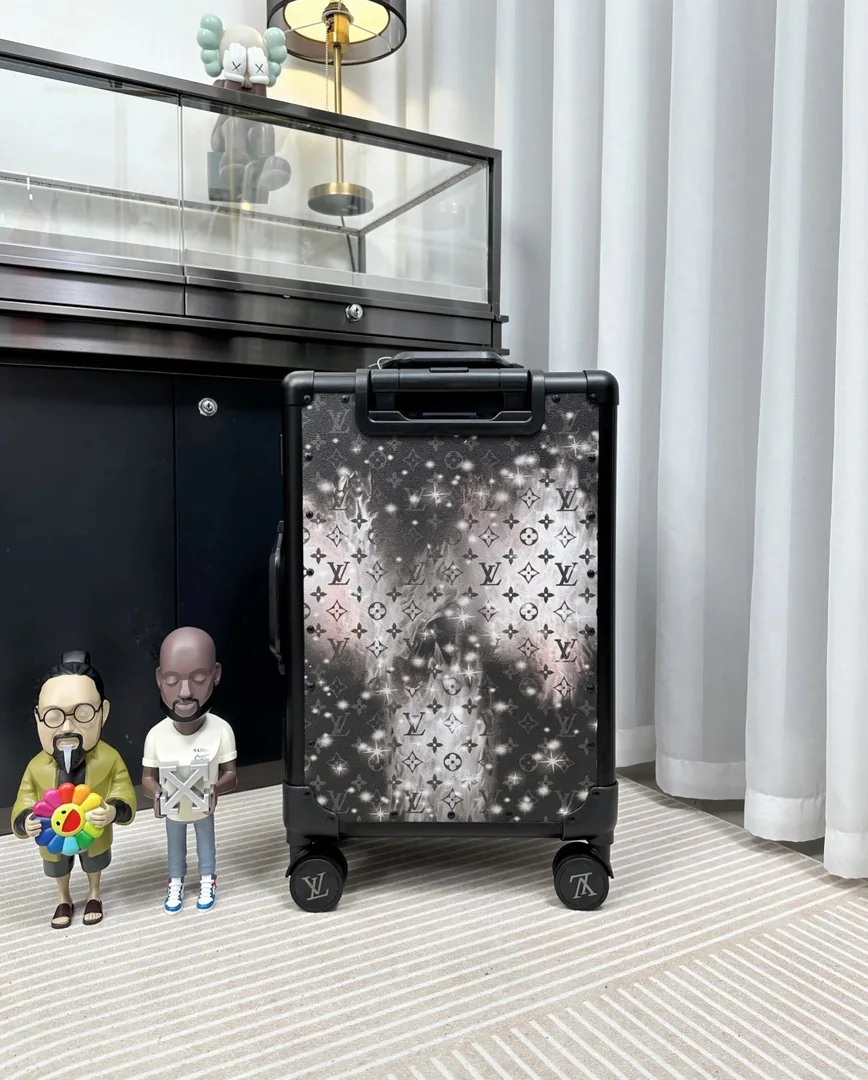 Louis Vuitton Carry-On Trolley Suitcase — Photo 12