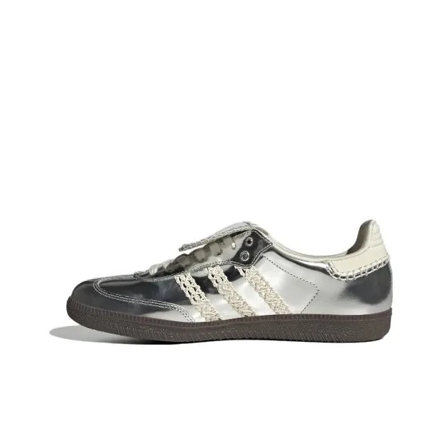Adidas Samba Running Shoes — Photo 5