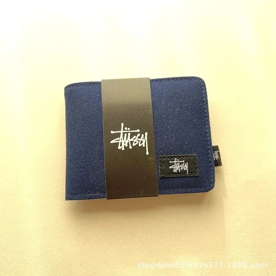 Bifold Card Wallet — Photo 7