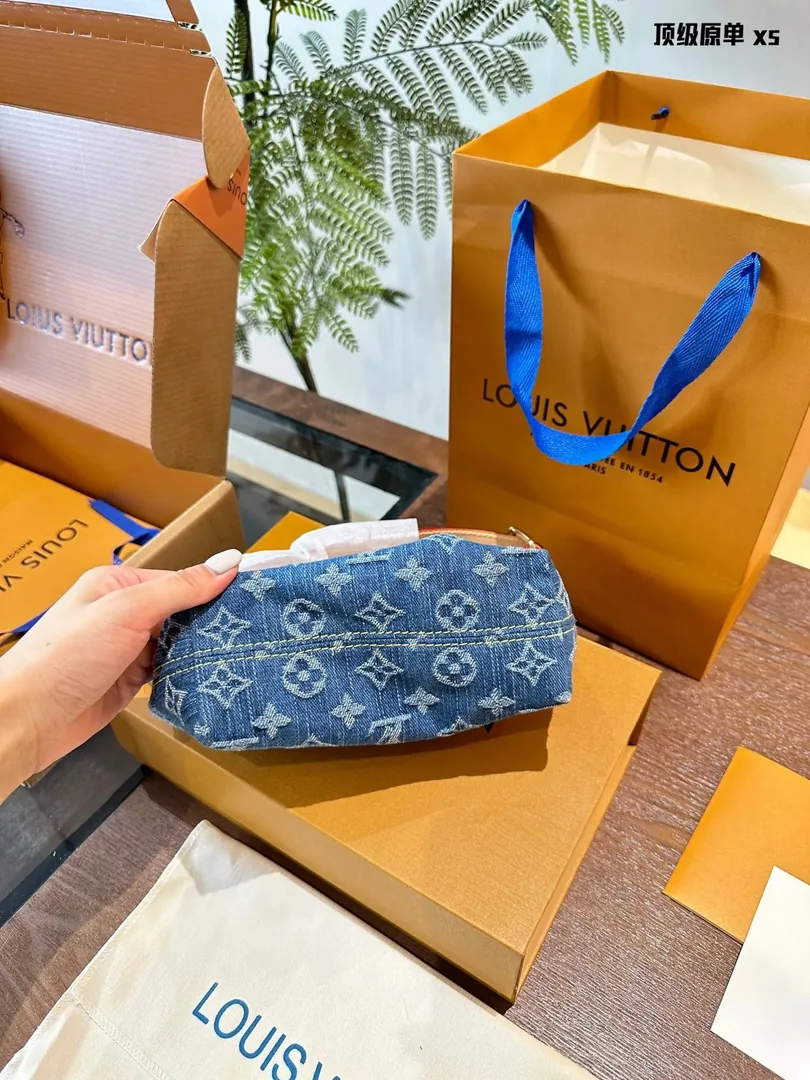 Louis Vuitton Monogram Denim Bag — Photo 8