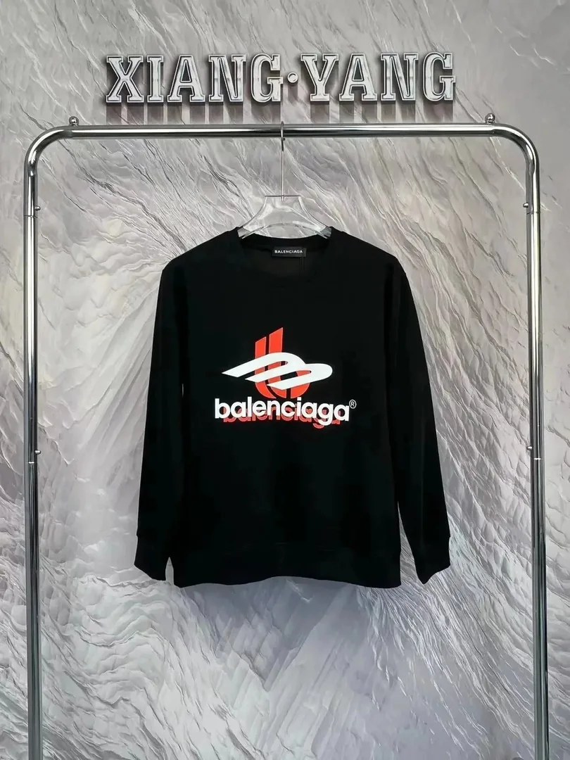 Balenciaga Logo Sweatshirt Collection — photo 12