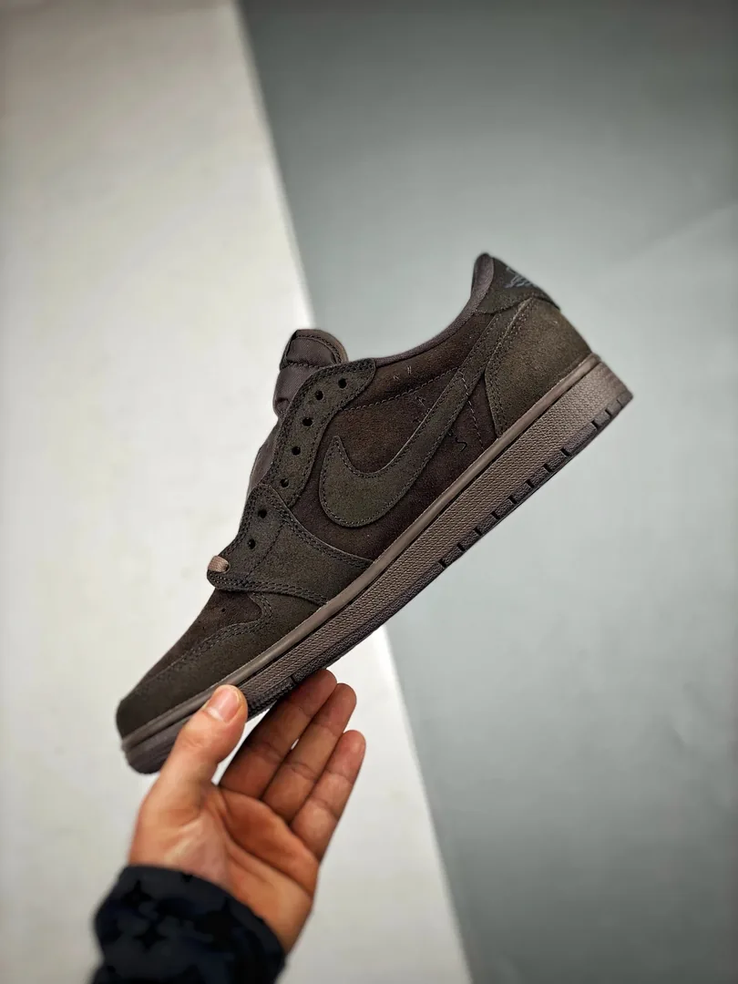 Travis Scott Air Jordan 1 Mocha — QC