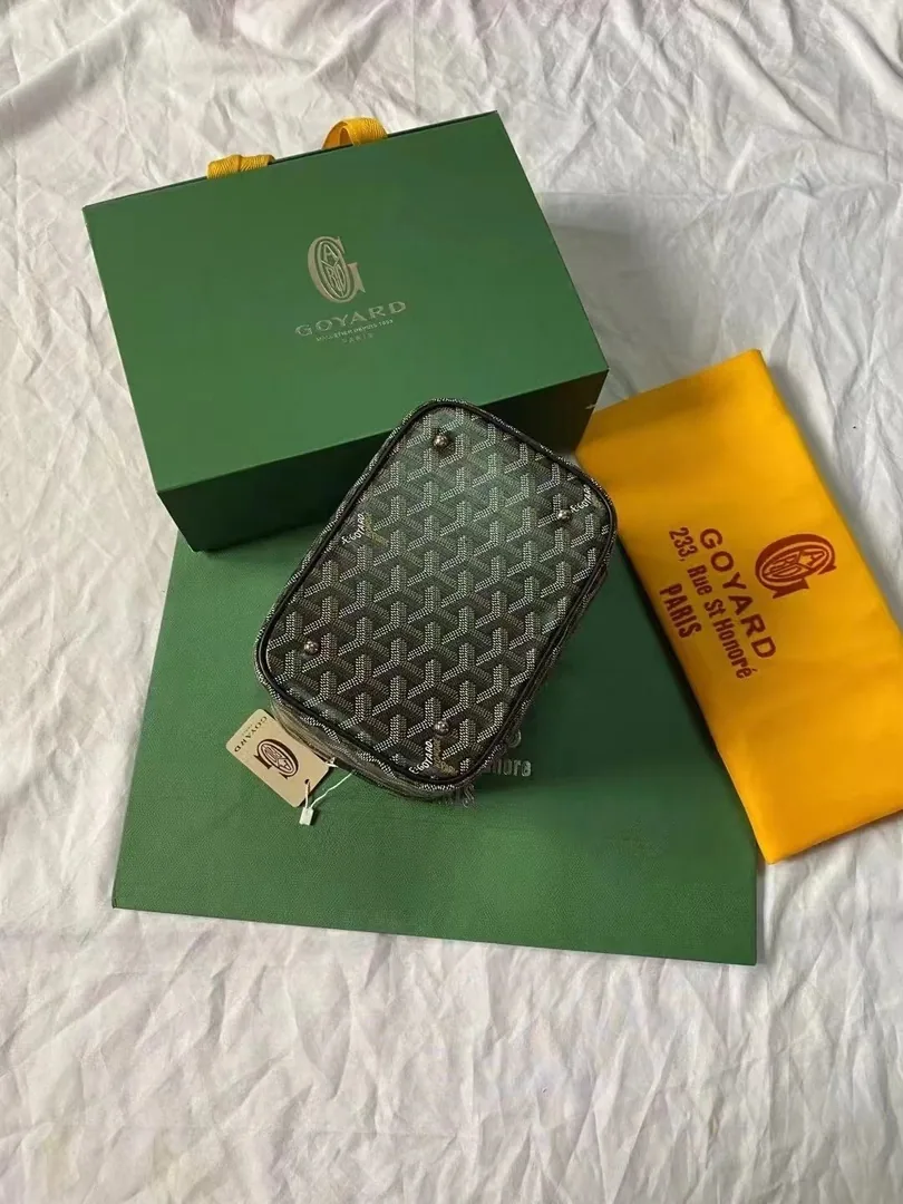 Goyard Double-Layer Satin Makeup Pouch — photo 5