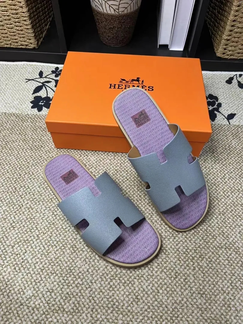 Hermes Classic Slides — Photo 9