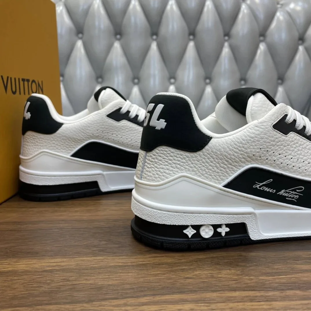 Louis Vuitton LV Trainer Low Sneakers — Photo 8