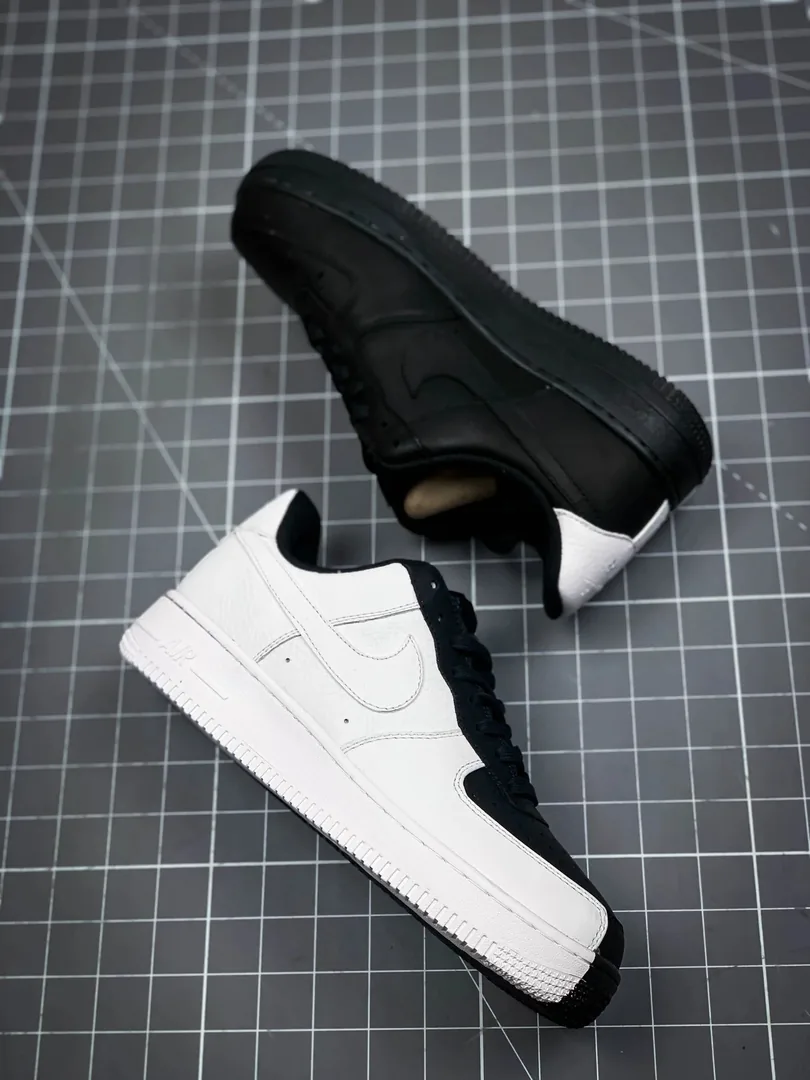 Air Jordan 1 Low Yin-Yang — photo 5