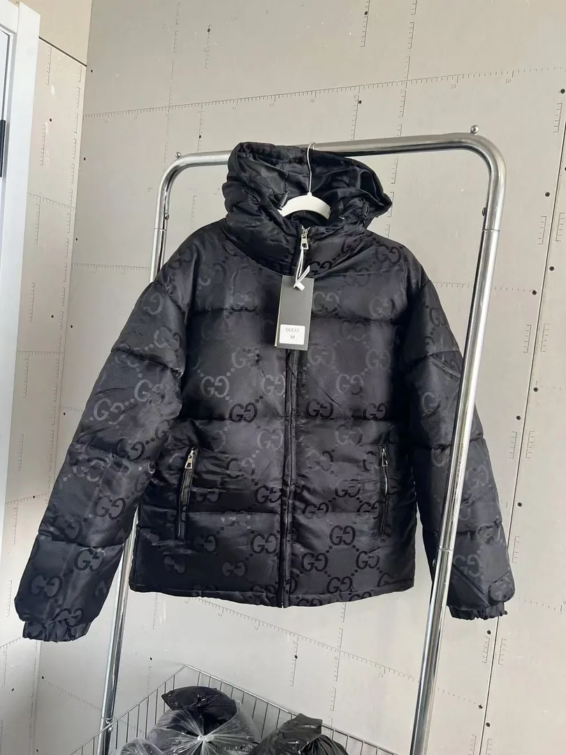 Gucci Down Jacket Vest Set — Photo 4