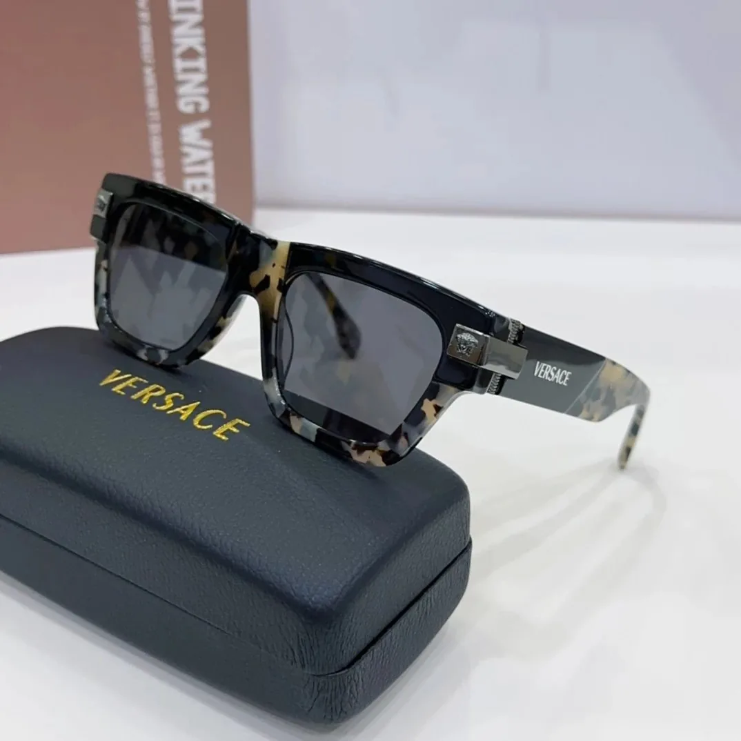 Versace Logo Square Sunglasses Black — Photo 11