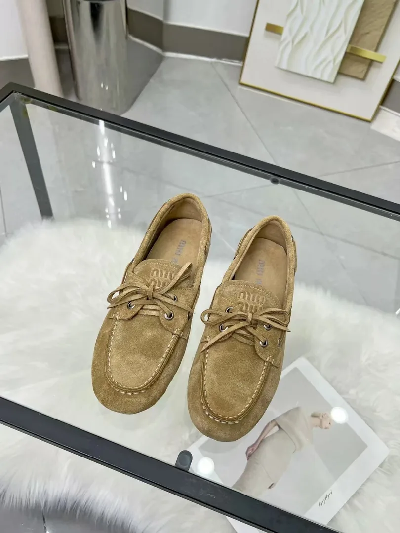 Miu Miu Low-Top Sneakers — QC