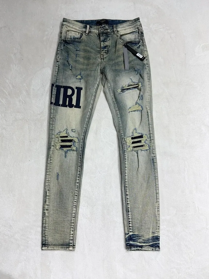 Jeans — Photo 9