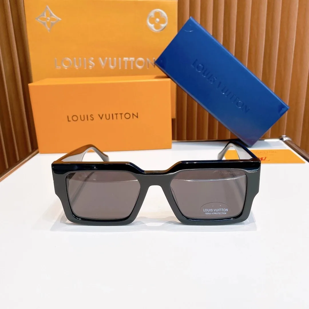 Runway Sunglasses — QC