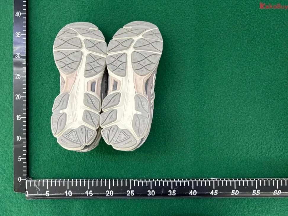 Asics Gel-NYC White Grey Runners — photo 9
